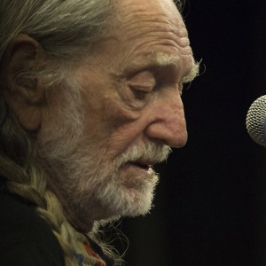 Willie Nelson Cancels Shows Due to Illness