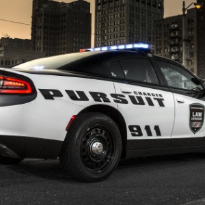 The 2017 Dodge Charger Pursuit Will Always Watch Your Back - ZergNet