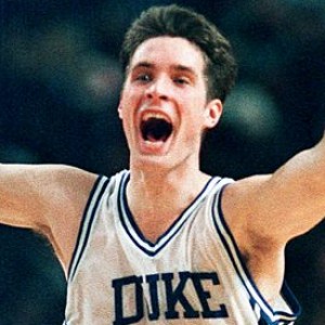 16 Greatest March Madness Buzzer-Beaters