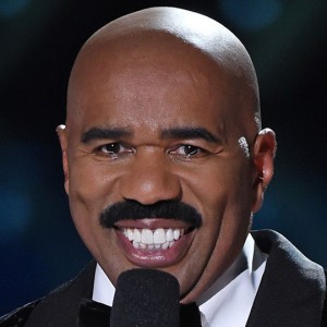 Steve Harvey And Miss Universe Respond To Oscars Snafu - ZergNet