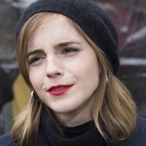 Here’s Why Emma Watson Will Never Take Selfies With Fans - ZergNet
