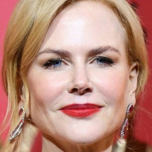 Nicole Kidman Explains Her Strange Clapping at the 2017 Oscars