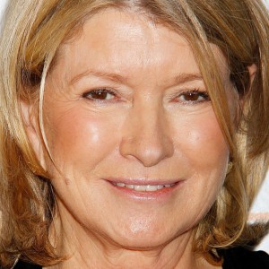 Martha Stewart Mourns Brother's Death - ZergNet