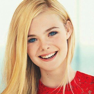 10 Celebs Who Look Older Than They Really Are - ZergNet