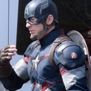 New 'Age of Ultron' Photos Show Cap's New Look