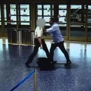 Passenger Picks Fight With Pilot After Flight