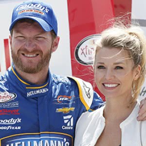 Amy Earnhardt Proud Of Dale's 'Courage' To Walk Away From NASCAR - ZergNet