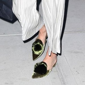 Kendall Jenner's Flats Will Be Everywhere This Fall - ZergNet