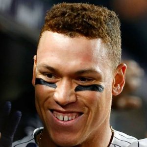 Aaron Judge's Legend Grows With Massive Blast to Lift Yankees