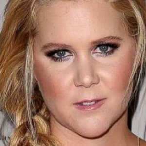 Why We All Have a Hard Time Liking Amy Schumer