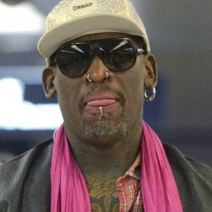 Dennis Rodman Gifts Trump Book to Kim-Jong Un - ZergNet