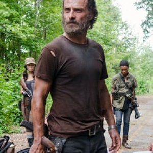 'The Walking Dead' Resumes Filming Season 8 After Stuntman Death