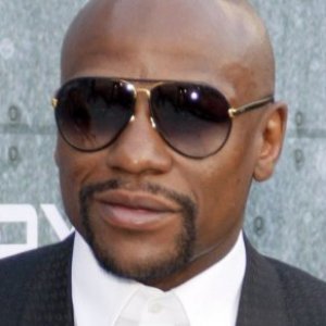 Floyd Mayweather's Net Worth, Riches & Controversies - ZergNet