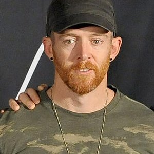 Linkin Park Bass Player Pays Tribute to Chester Bennington