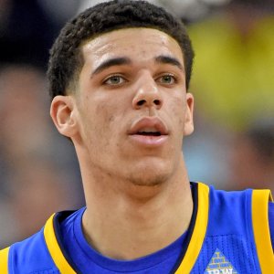First Picture Of Lonzo Ball In New L.A. Uniform