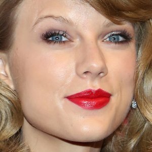 The Disappointing Shady Side of Taylor Swift