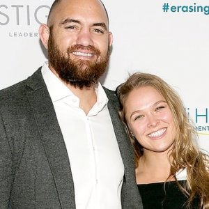 Ronda Rousey Marries Travis Browne in Hawaii - ZergNet