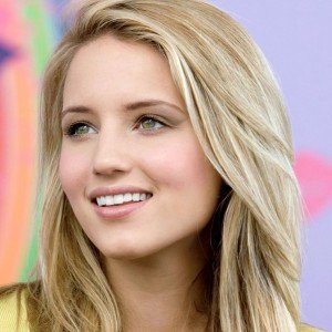 13 Stars Only Famous For Their Looks - ZergNet