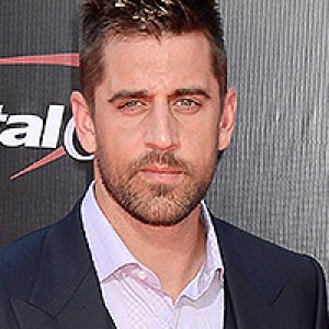Aaron Rodgers Still Sadly Estranged From Family