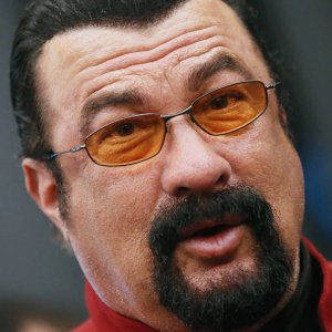 This is What Steven Seagal is Doing Now - ZergNet