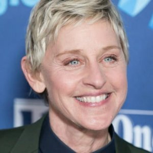 Ellen DeGeneres Was Adorably Awkward at 15 Years Old - ZergNet