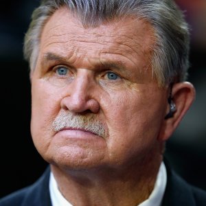 Mike Ditka Comments Raise Red Flags - ZergNet