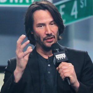 Keanu Reeves Resurrects His Dead Family In Sci-Fi 'Replicas'