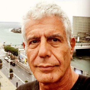 Anthony Bourdain's Key Tipoff You're Eating at the Wrong Place