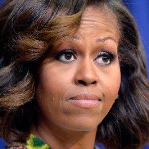 Michelle Obama Debuts A New Hairdo - ZergNet