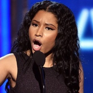 Nicki Minaj Calls Out Iggy Azalea at BET Awards