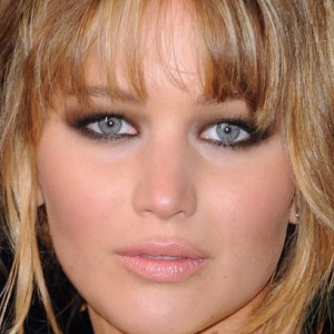 FBI Investigates Jennifer Lawrence Photo Hack