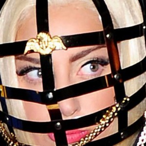 10 Crazy Masks Your Fave Celebrities Have Worn