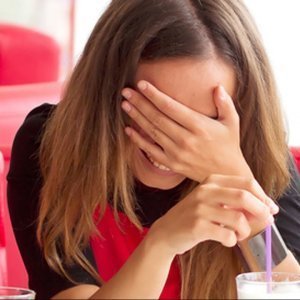 Things Every Woman Secretly Does, But Never Wants to Admit - ZergNet