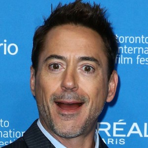 The Social-Media Habits of Hollywood's Biggest Stars - ZergNet