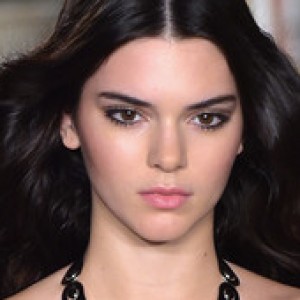 Kendall Jenner Takes Milan Runway By Storm - ZergNet