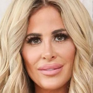 Celebs Who Are Surprisingly Poor - ZergNet