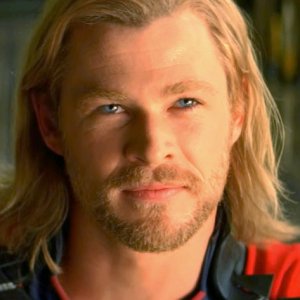 Marvel Boss Regrets Making Hemsworth Dye Eyebrows for 'Thor'
