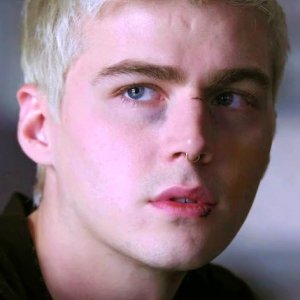 The Real Reason Why You Recognize Alex From '13 Reasons Why'