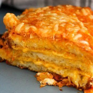 Grilled Cheese Tomato Soup Casserole - ZergNet