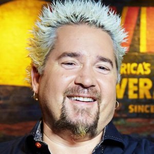 The Untold Truth of 'Diners, Drive-Ins and Dives'