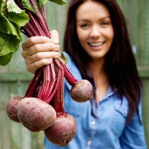 The Amazing Benefits of Eating Beets