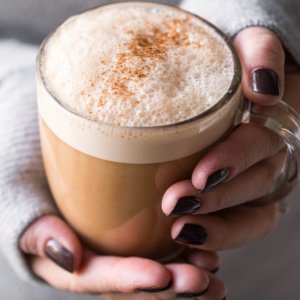 This Almond Milk Chai Tea Latte Is Yummy and Paleo
