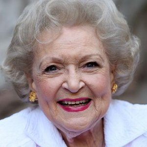 Older Celebs Who Used to Be Absolutely Stunning - ZergNet