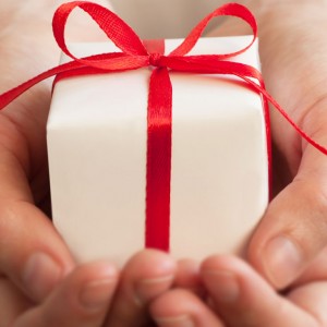 5 Gift Giving Mistakes to Avoid This Season
