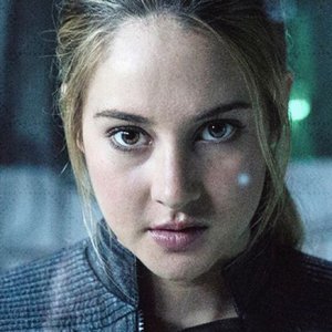 Why the 'Divergent' Film Series Really Fell Apart - ZergNet