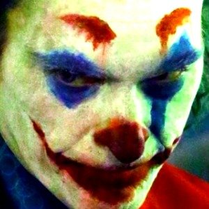 Closer Look At 'Joker' Set Photos Reveals A Surprising Detail