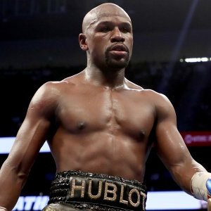 The Untold Truth of Floyd Mayweather - ZergNet