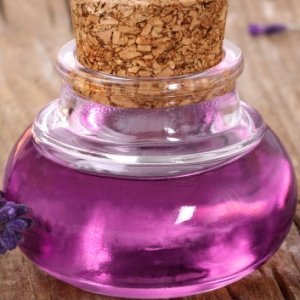 The Essential Oils You Need to Be Using