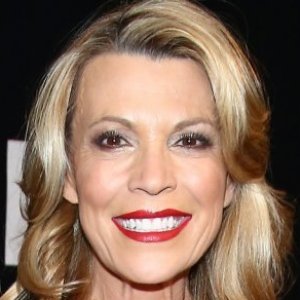 What You Probably Don't Know About Vanna White - ZergNet