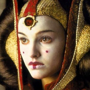 Natalie Portman Says 'Star Wars' Almost Ruined Her Career - ZergNet